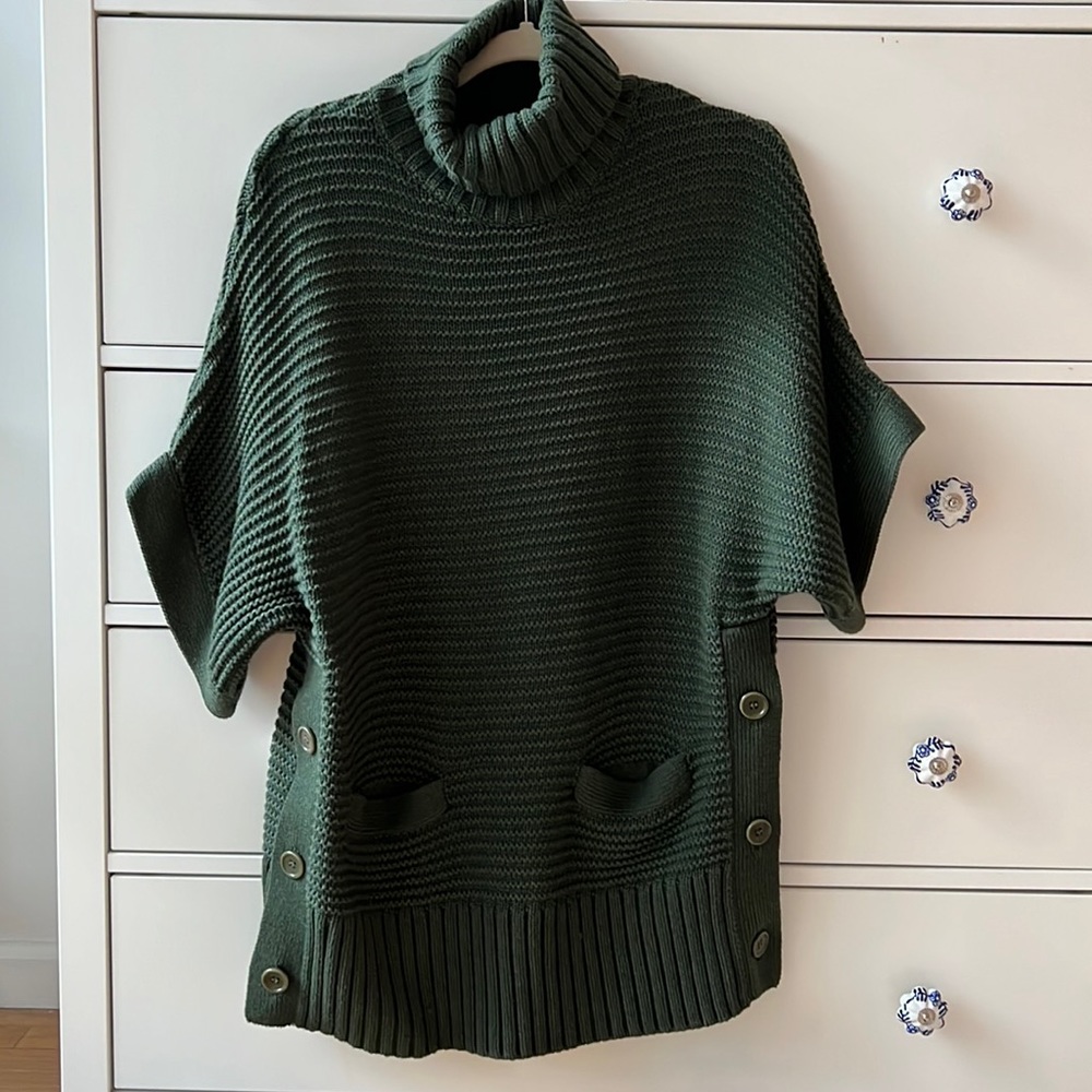 Forest Green J Crew Knit Turtleneck Poncho XXS